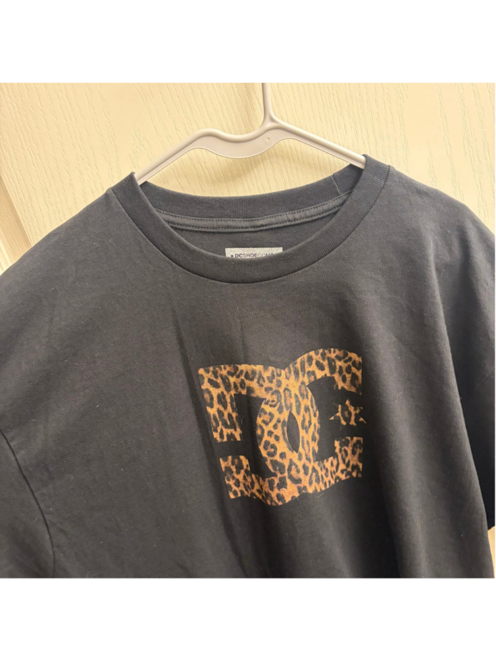 DC Skateboards sk8 leopard big logo t-shirt vintage style L